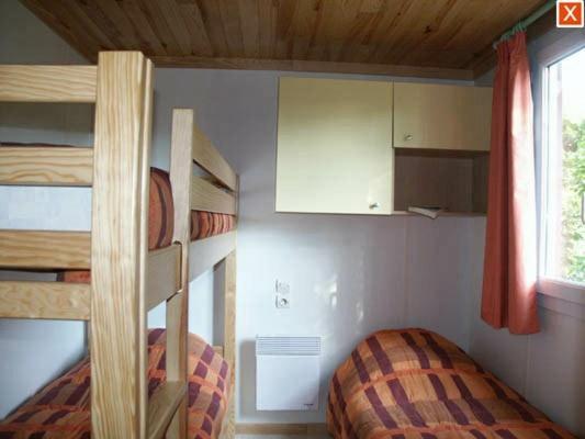 Camping Les Lacs De Courtes 호텔 Estang 외부 사진